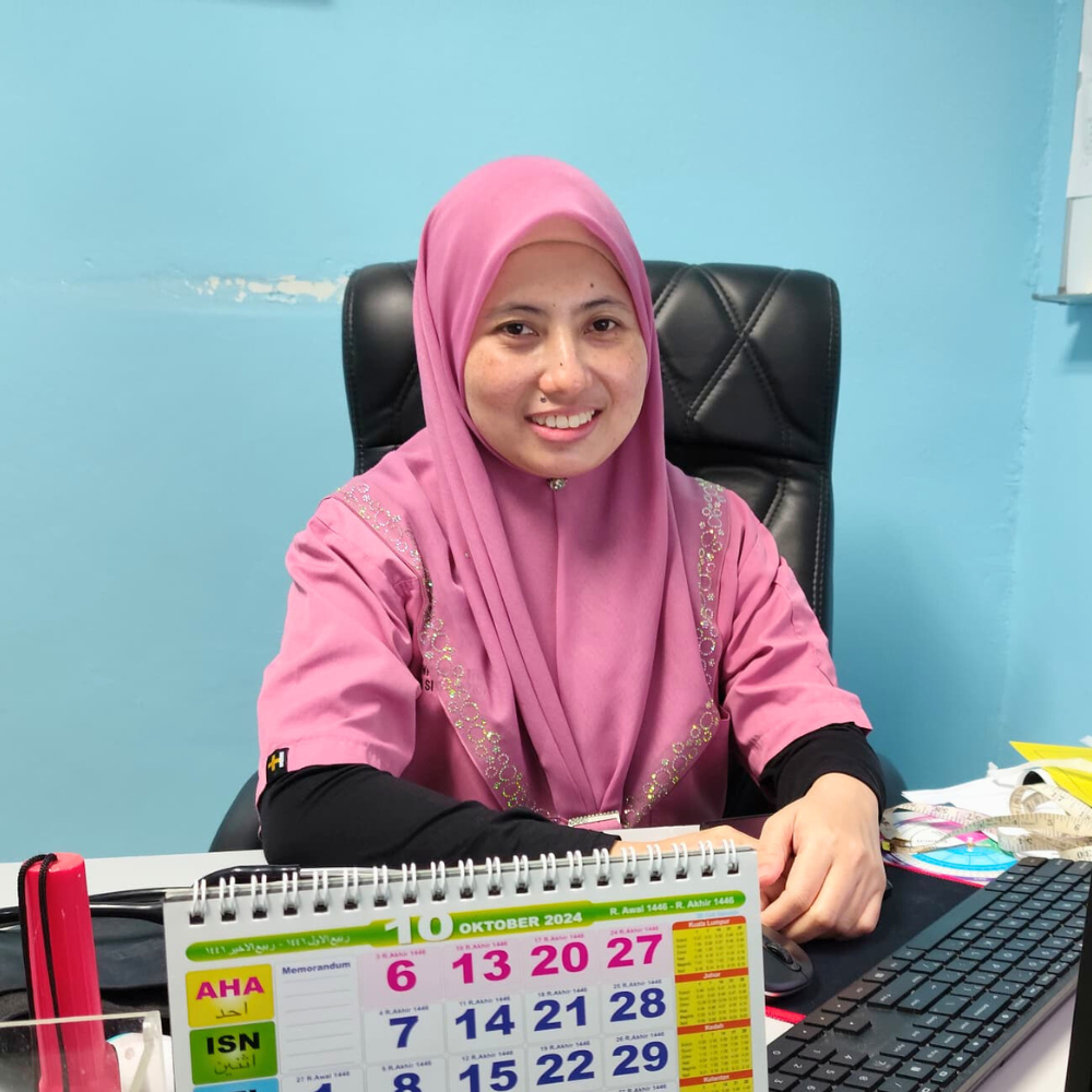 Dr Siti Madziah